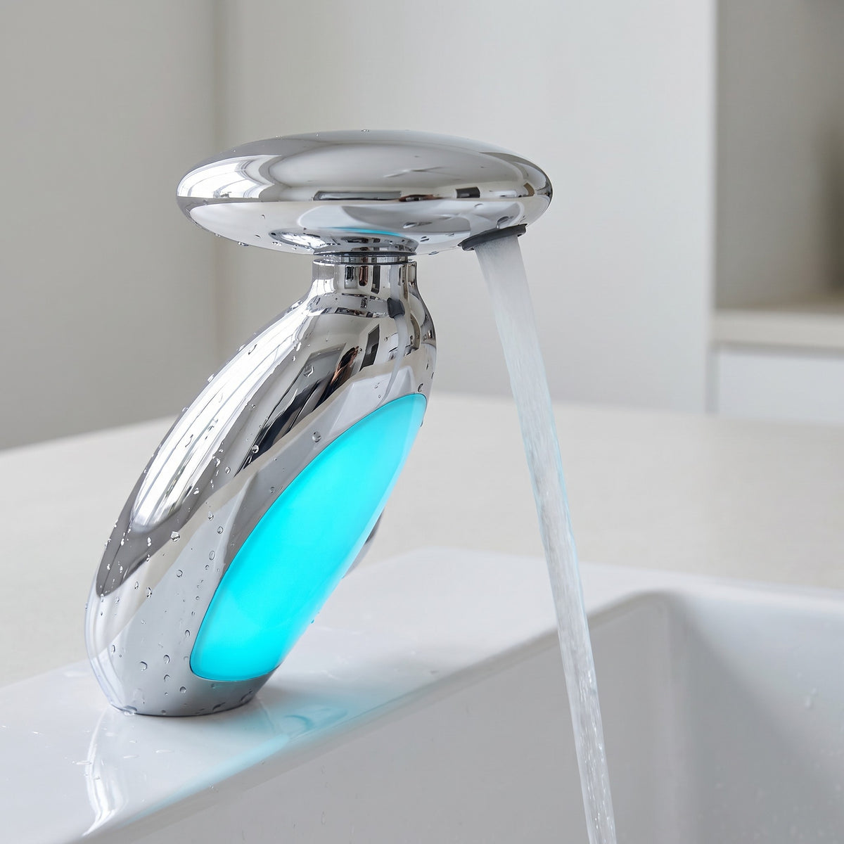 LED Pull-Out Kitchen Faucet with 4 Spray Modes - close-up of the chrome finish and LED temperature light