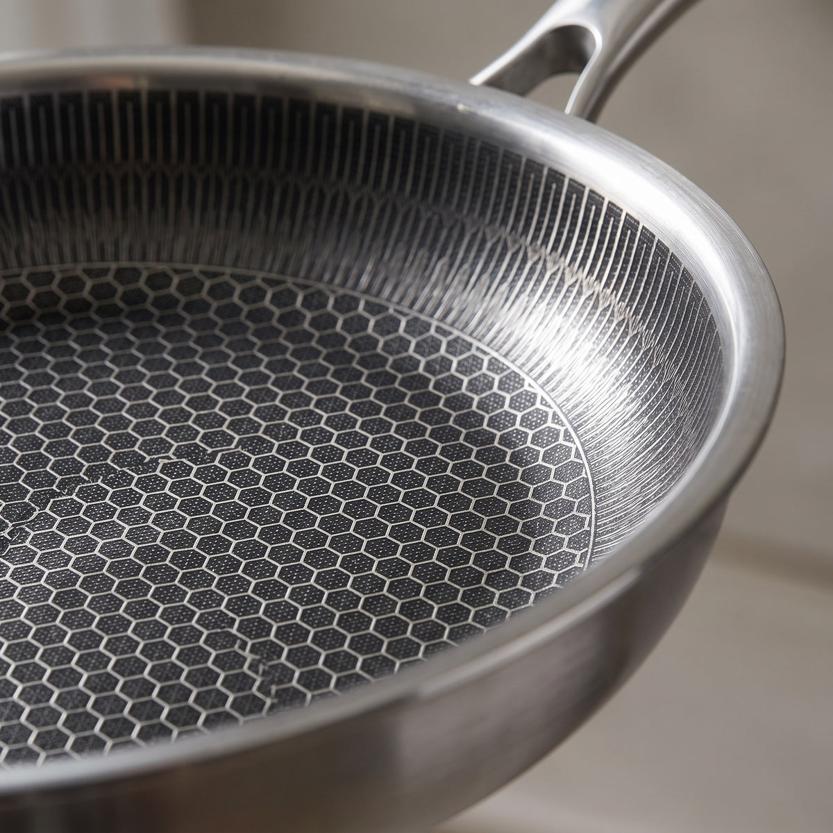 Stainless Steel Honeycomb Non-Stick Frying Pan with Removable Handle - close-up of the honeycomb non-stick surface