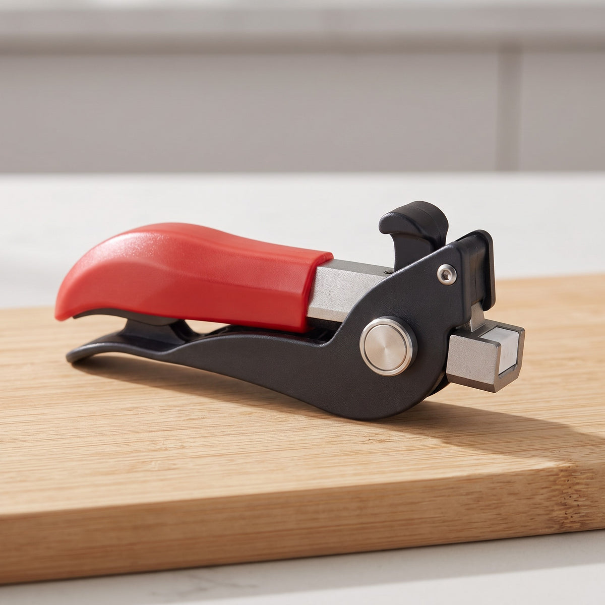 Tungsten Carbide Clamp Knife Sharpener with Magnetic Mount - close-up of the tungsten carbide head, steel pivot and red grip